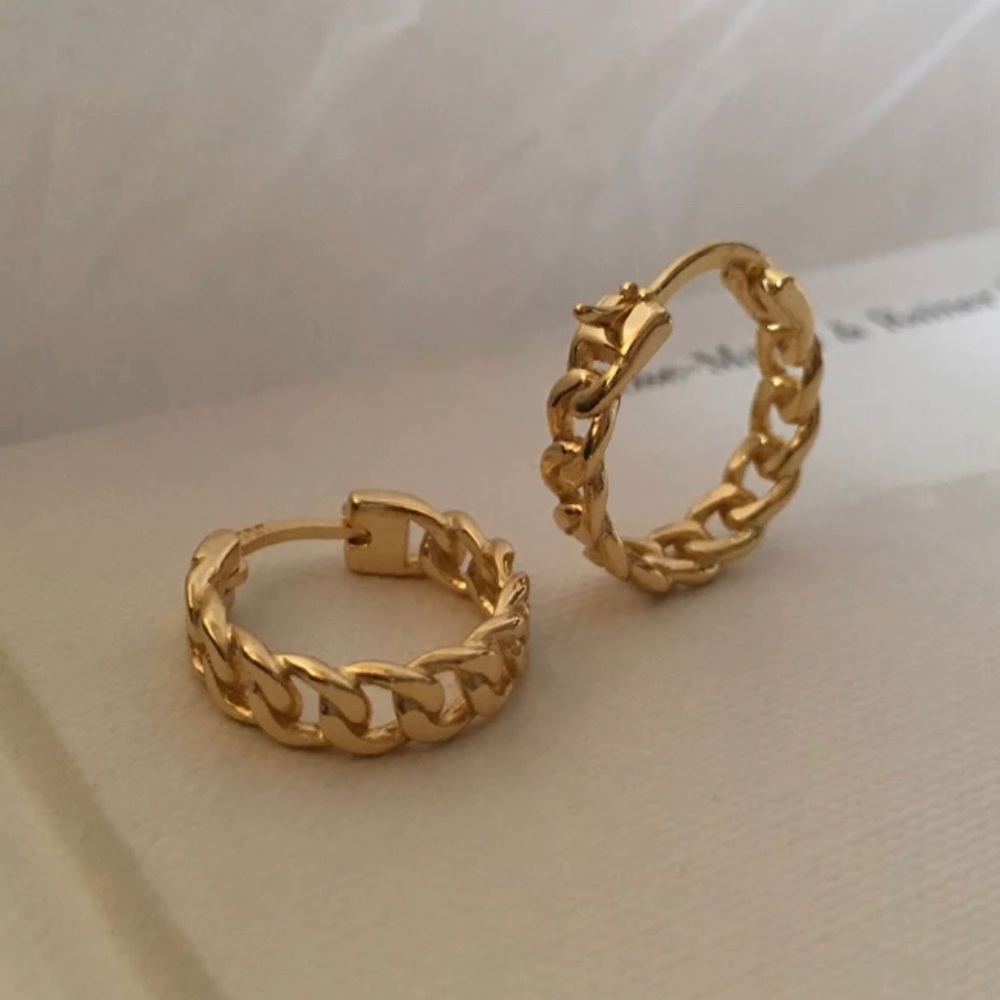 Gold Vermeil Cuban Chain Huggie Hoop Earrings - Picture 2 of 6